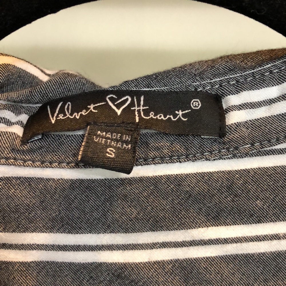 Striped Button Shirt - Picture 3 of 4